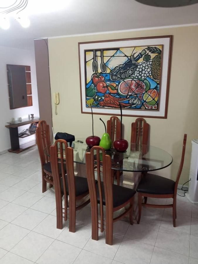 California Apartment Caracas